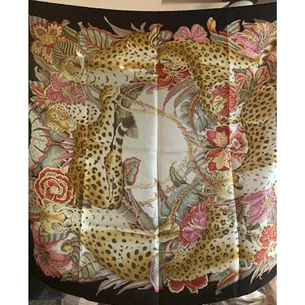 Vintage Salvatore Ferragamo Silk Scarf Cheetah Floral Black Border Made in Italy - Picture 10 of 15